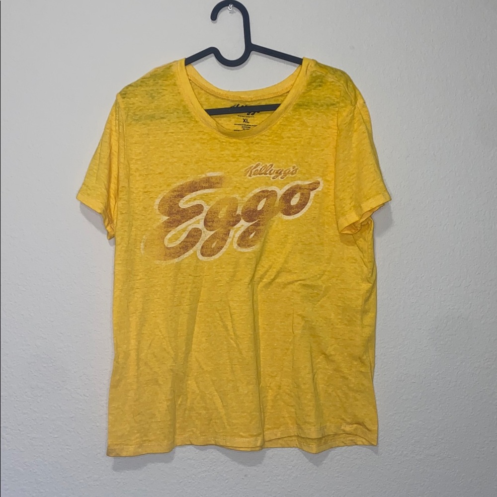 🎱Yellow lightweight “Eggo” waffle short sleeve top! - Picture 2 of 6